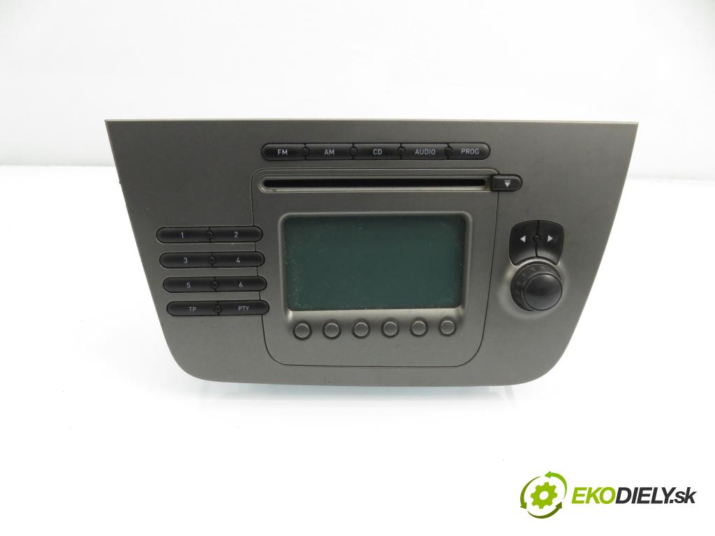 SEAT ALTEA (5P1) HB 2005 77,00 1.9 TDI PD 105 - BXE 1896,00 RADIO CD 5P10351521GZ
