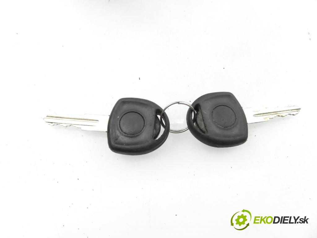 OPEL ASTRA G sedan (T98) SEDAN 2003 59,00 1.7 CDTI - Z 17 DTL 1686,00 spinačka 90589313 ; 90589389 ; 24413106 (Spínacia skrinka)