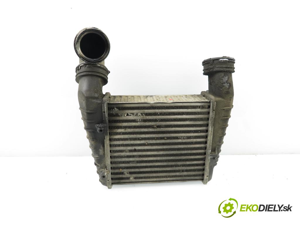 VW PASSAT B5.5 Variant (3B6) KOMBI 2001 96,00 1.9 TDI PD 130 - AVF 1896,00 chladič intercooler 8D0145805C