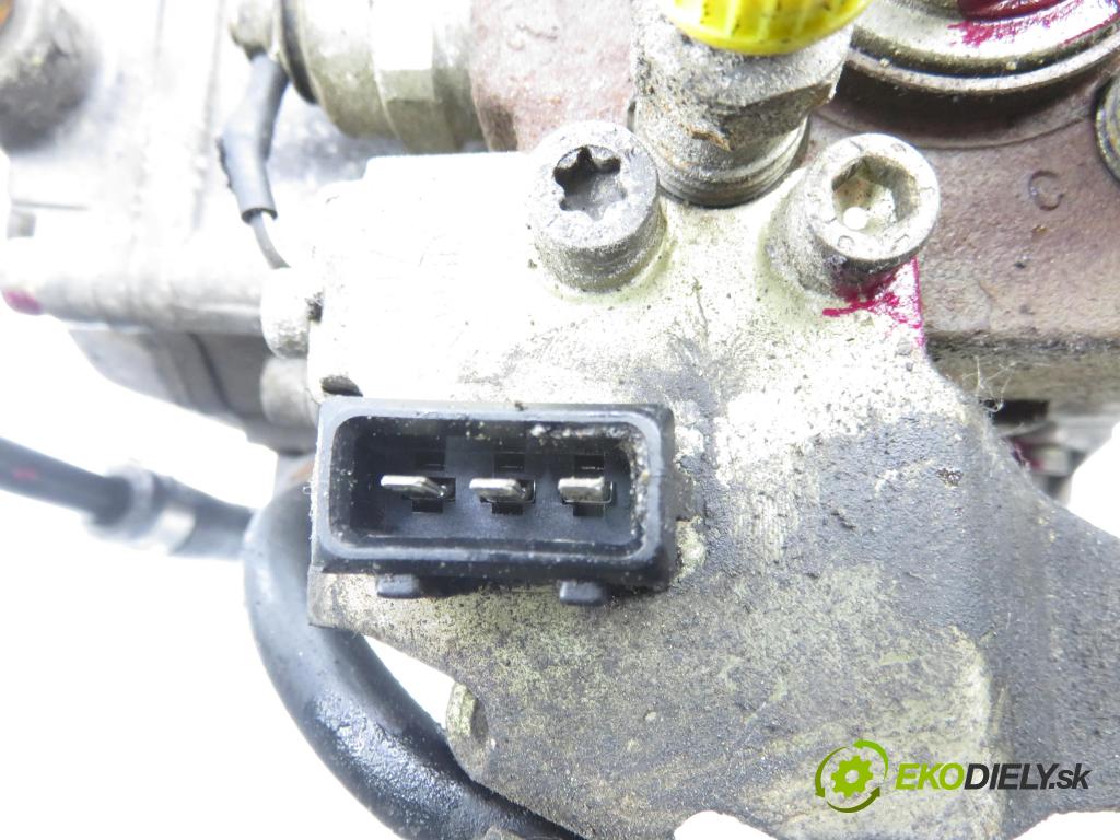 AUDI A4 Avant (8D5, B5) KOMBI 1998 66,00 1.9 TDI - AHU 1896,00 Pumpa vstrekovacia 0460404971 ; 028130115M (Vstrekovacie čerpadlo)