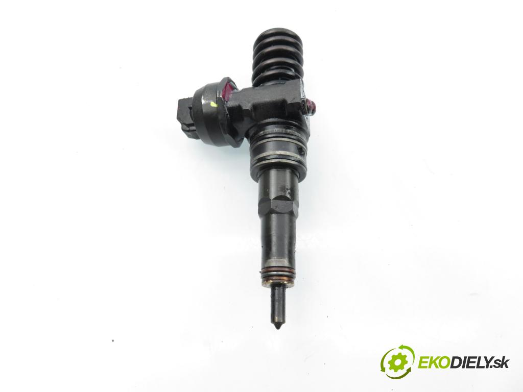 AUDI A4 Avant (8E5, B6) KOMBI 2004 96,00 1.9 TDI - AVF 1896,00 vstříkovač 038130073BA ; 0414720216 (Vstřikovač paliva)