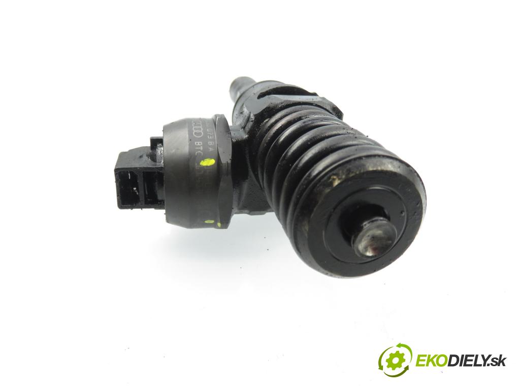 AUDI A4 Avant (8E5, B6) KOMBI 2004 96,00 1.9 TDI - AVF 1896,00 vstříkovač 038130073BA ; 0414720216 (Vstřikovač paliva)