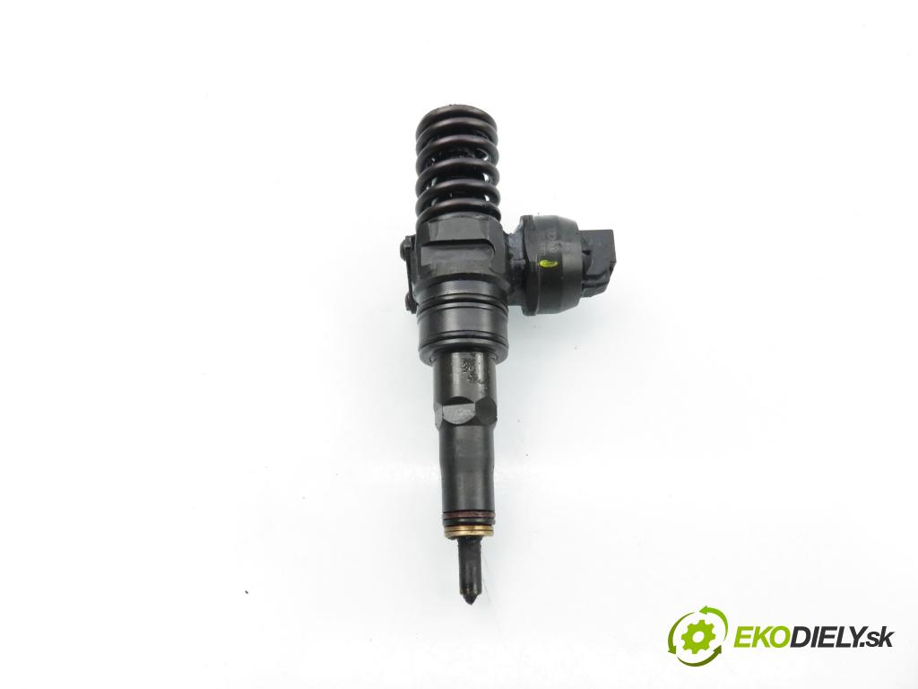 AUDI A4 Avant (8E5, B6) KOMBI 2004 96,00 1.9 TDI - AVF 1896,00 vstříkovač 038130073BA ; 0414720216 (Vstřikovač paliva)
