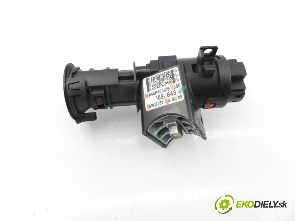 FIAT PANDA (169_) HB 2008 44,00 1.2 60 - 188 A4.000 1242,00 spínačka 61027500 ; 00468453610 (Spínací skříňka)