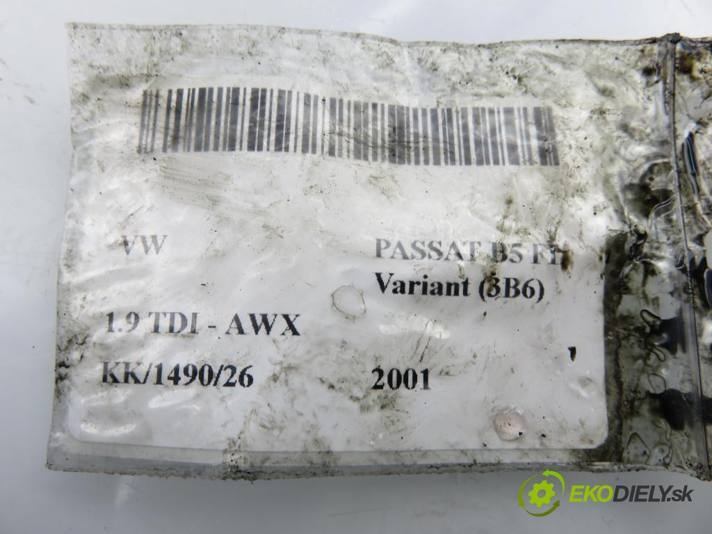 VW PASSAT B5.5 Variant (3B6) KOMBI 2001 96,00 1.9 TDI - AWX 1896,00 Vstrekovač 038130073AR ; 0414720214 (Vstrekovač paliva)