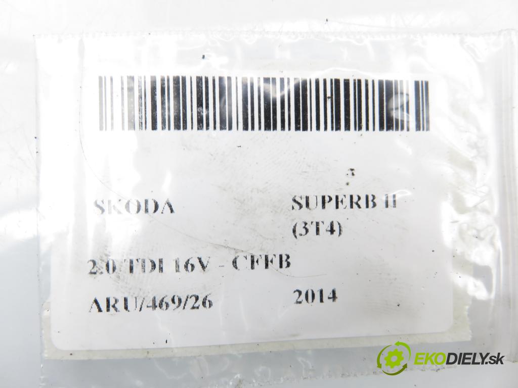 SKODA SUPERB II (3T4) SEDAN 2014 103,00 2.0 TDI 16V - CFFB 1968,00 ovladač rádia 5E0919719F