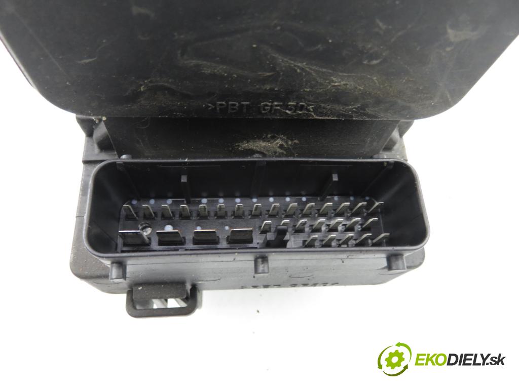 PEUGEOT 307 (3A/C) HB 2001 81,00 1.6 - NFU (TU5JP4) 1587,00 Pumpa ABS 0273004562 ; 0265216757 ; 9643777980 (Pumpa ABS)