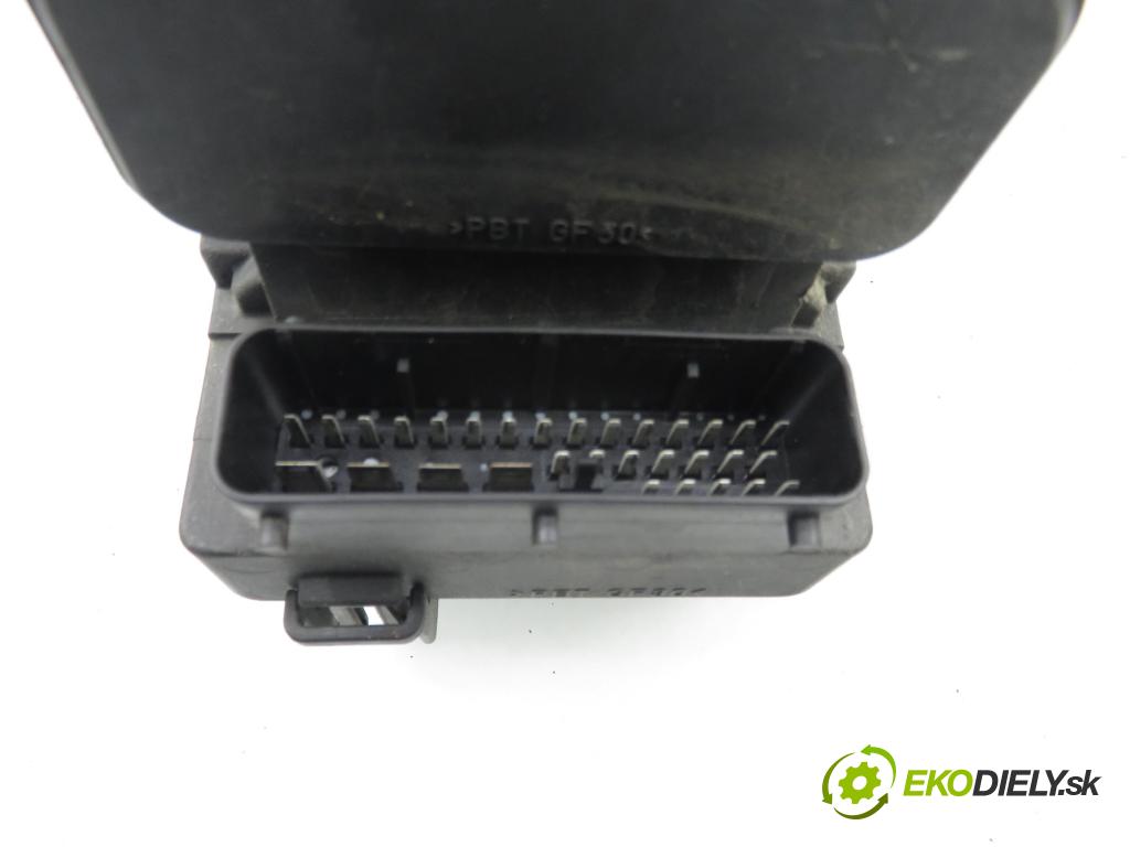 PEUGEOT 307 (3A/C) HB 2003 66,00 2.0 HDi 90 - RHY (DW10TD) 1997,00 Pumpa ABS 0273004562 ; 9643777980 ; 0265216757 (Pumpa ABS)
