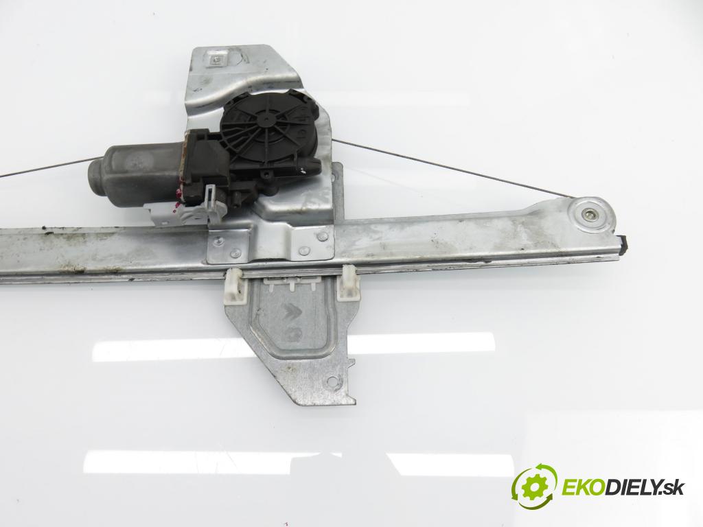 PEUGEOT PARTNER Tepee KOMBIVAN 2010 0,00 1.6 HDi 16V - 9HX (DV6ATED4) 1560,00 mechanismus oken PPE 9680557880 ; 402104B