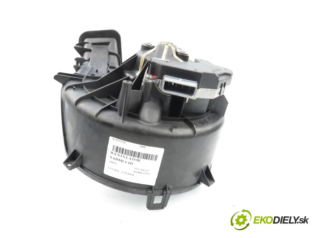 OPEL VECTRA C Kombi (Z02) KOMBI 2008 110,00 1.9 CDTI - Z 19 DTH 1910,00 ventilátor větráku 985852T