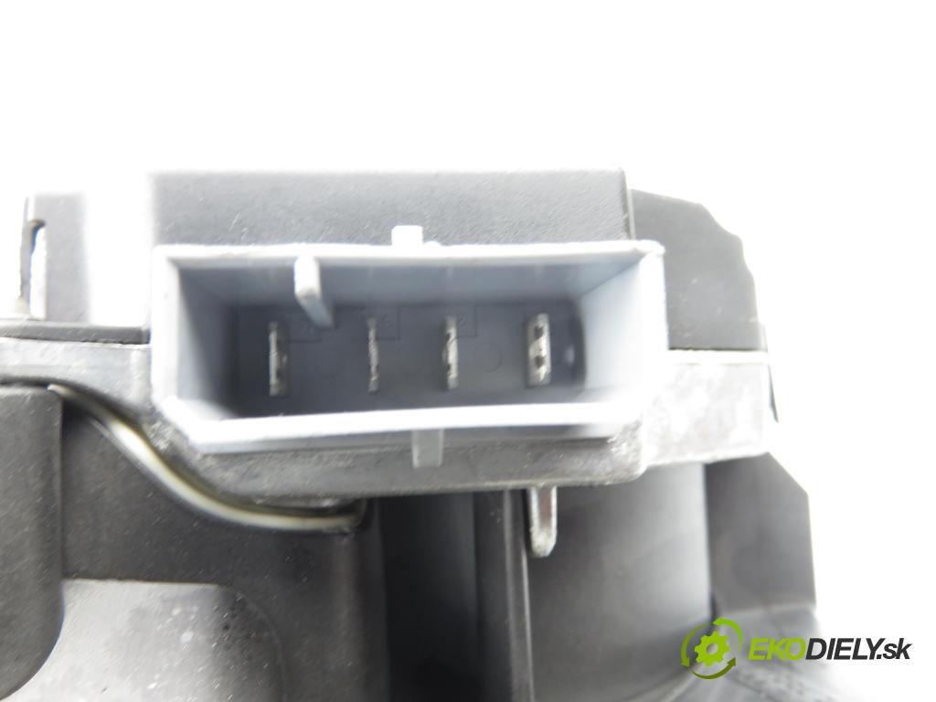 OPEL VECTRA C Kombi (Z02) KOMBI 2008 110,00 1.9 CDTI - Z 19 DTH 1910,00 ventilátor větráku 985852T