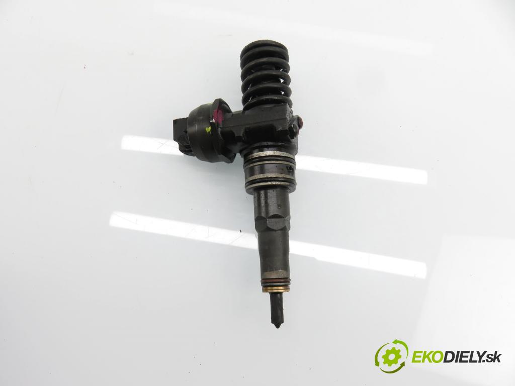 VW SHARAN (7M8, 7M9, 7M6) MINIVAN 2005 81,00 1.9 TDI - AVG 1896,00 Vstrekovač 038130073AR ; 0414720214 (Vstrekovač paliva)