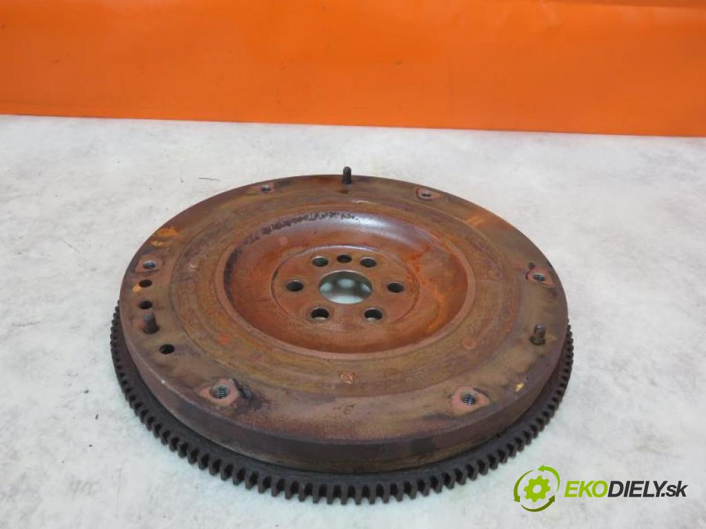 FORD FOCUS MK2 II 1.4 16V Duratec ASDB, ASDA manual 5 - stupňová 59 kW 80 km  Koleso zotrvačníkové  (Zotrvačníky)