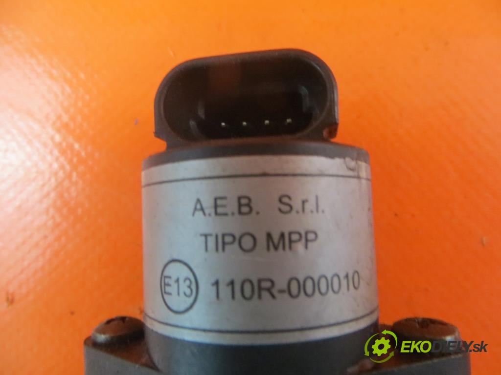 BMW 3 E36 1.8 318 I M40 B18 (184E1)   83 kW 113 km  Motorček krokový TIPO MPP