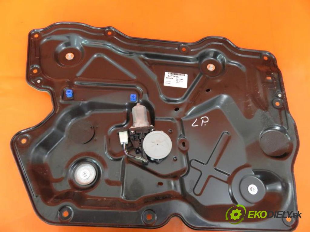 NISSAN ALTIMA IV  L32 2.5 CVT QR25DE automatic 6 - stupňová 130 kW 175 km  mechanismus oken 