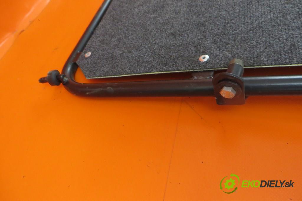 SKODA FABIA II kovová , čierna farba , stav - - ,