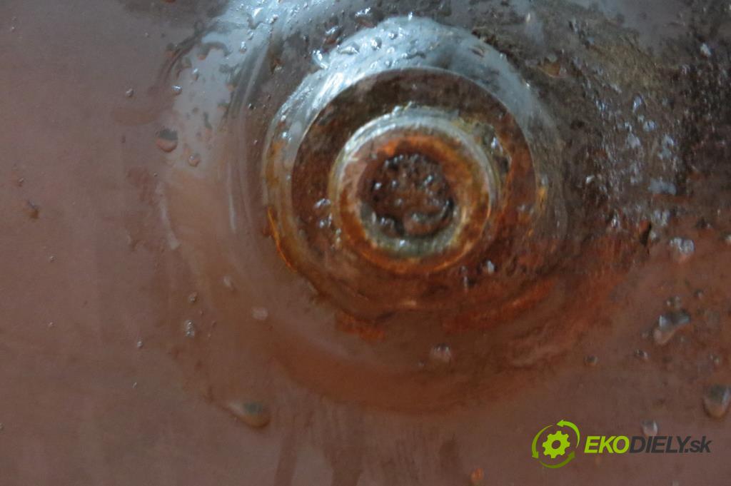 MAN L2000 10.153    114 kW 155 km  Nádržka paliva diesel  (Nádrže)