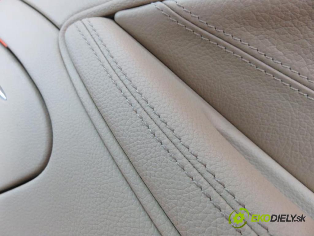 MERCEDES BENZ CLS C219 CLS 500 (219.375) M 113.967 automatic 7 - stupňová 225 kW 306 km  čalúnenie Dvere pravé zadné A2197300648 (Dvere)