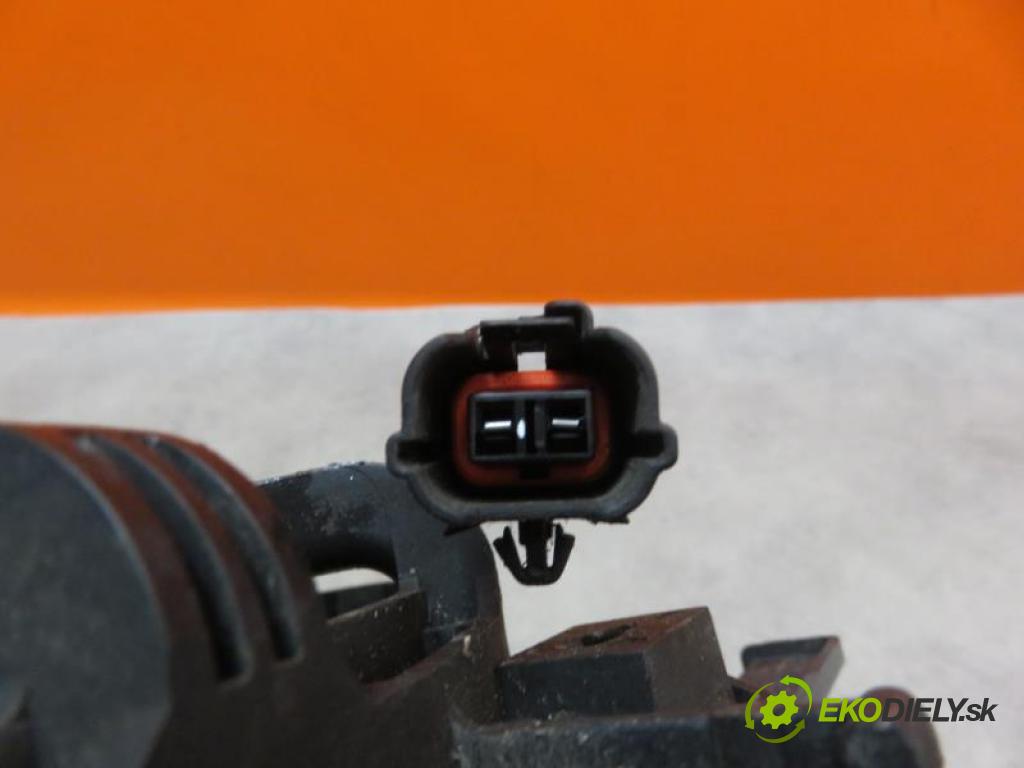 SUBARU IMPREZA I 2.0 4WD EJ20 manual 5 stupňová 4X4 85 kW 115 km  Ventilátor chladič vody  (Ventilátory)