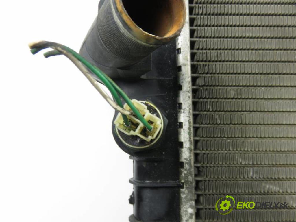 PEUGEOT 405 I 1.9 D DJZ (XUD9Y) manual 5 - stupňová 47 kW 64 km  chladič vody  (Hadice chlazení vody)