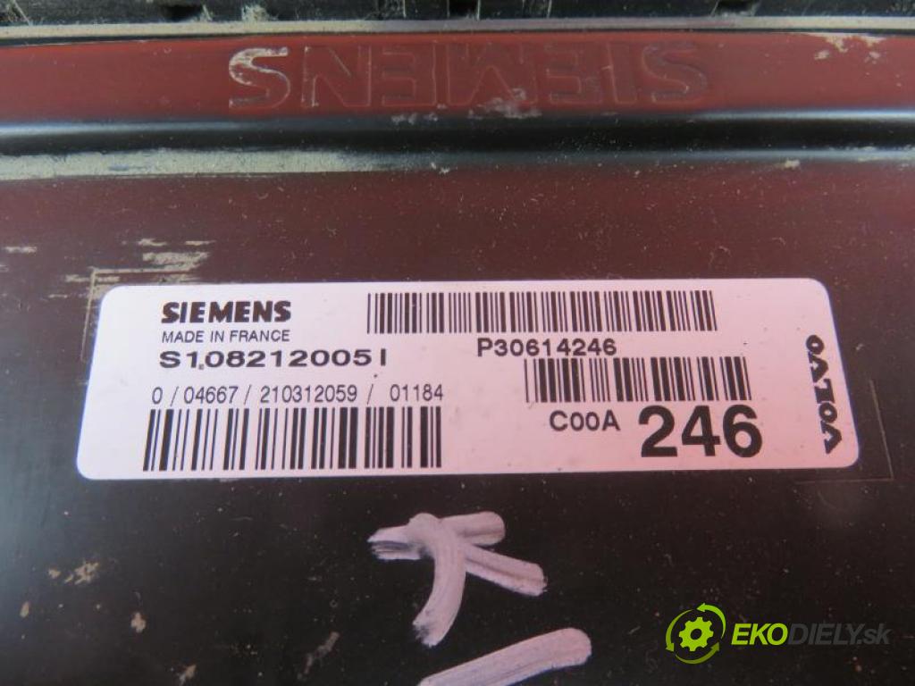 VOLVO S40 I SEDAN 1997 1,90 Sterowniki silnika 1855,00 Riadiaca jednotka Motor P30614246