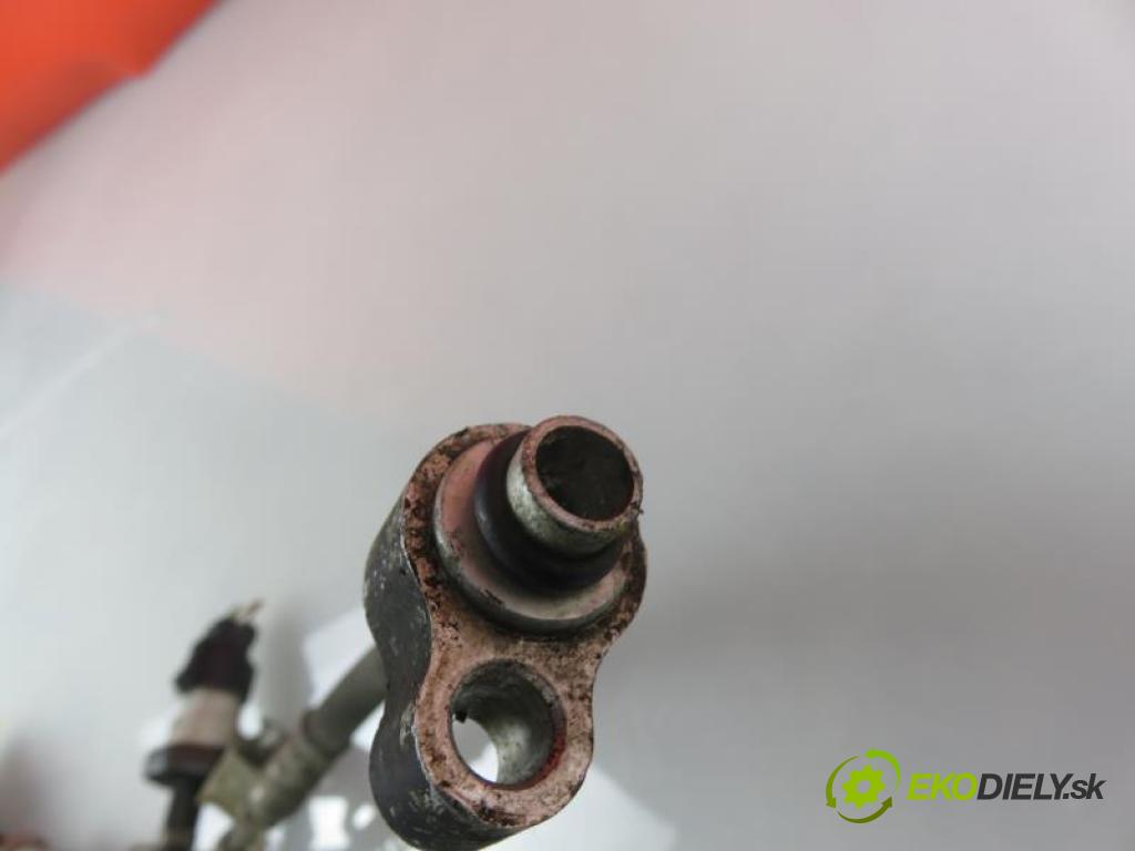 FORD FOCUS MK1 I - + Snímač - Kocka, vložka 4