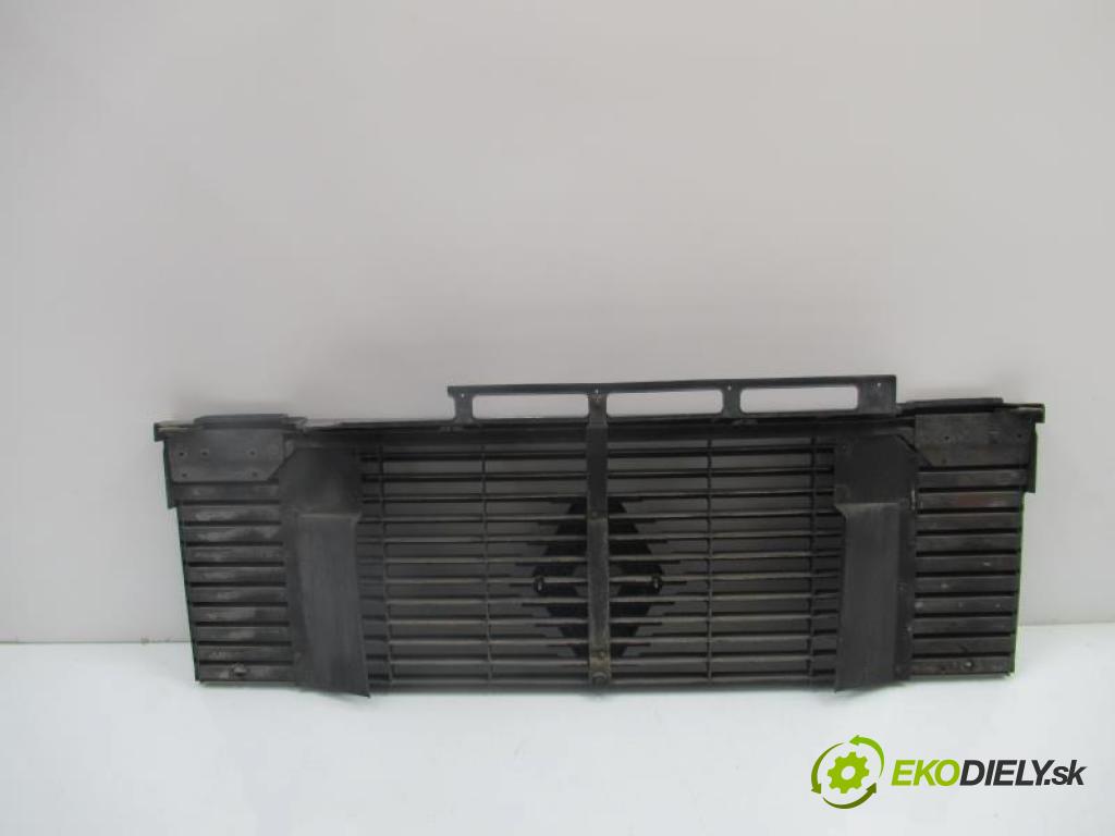 RENAULT TRUCKS MAGNUM AE 500 EE9-502 manual 8- stupňová 368 kW 500 km  mřížka / maska  (Mřížky (masky) chladičů)