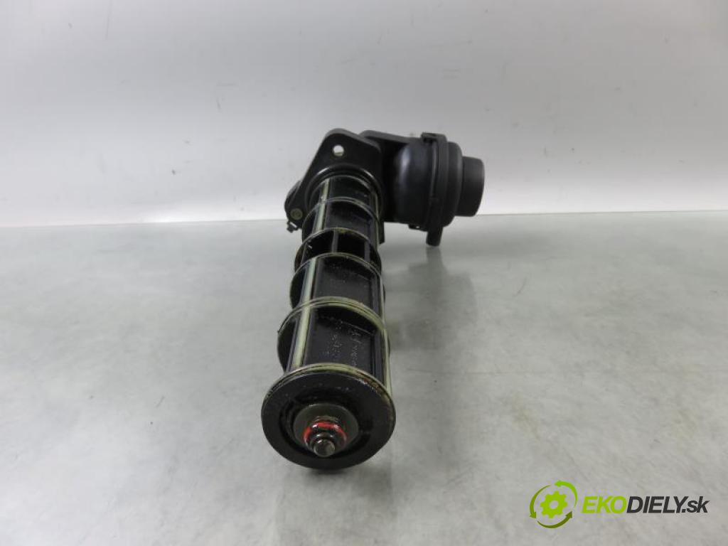 HONDA CR-V II (RD) 2.0 K20A4 manual 5 stupňová 4X4 110 kW 150 km  Nastavovač - zvod, potrubie 2900306299 (Sacie potrubia)