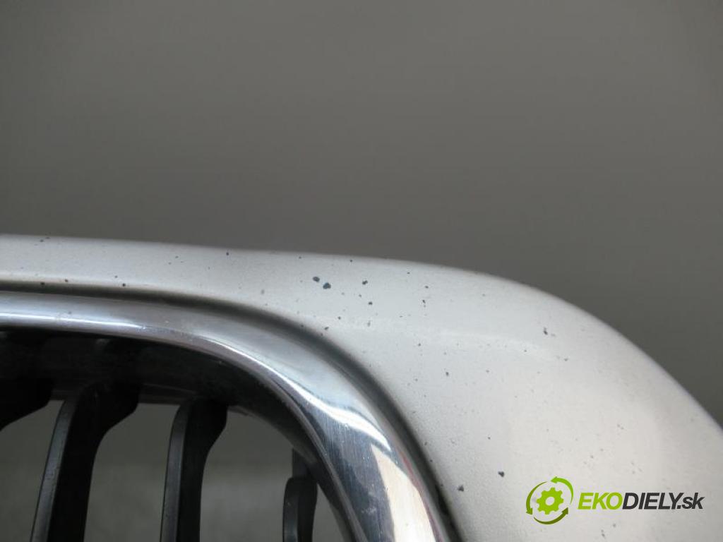 BMW 3 Compact E46 2.0 320 D M47N 204 D4 manual 5 - stupňová 110 kW 150 km  Kapota  (Predné kapoty)