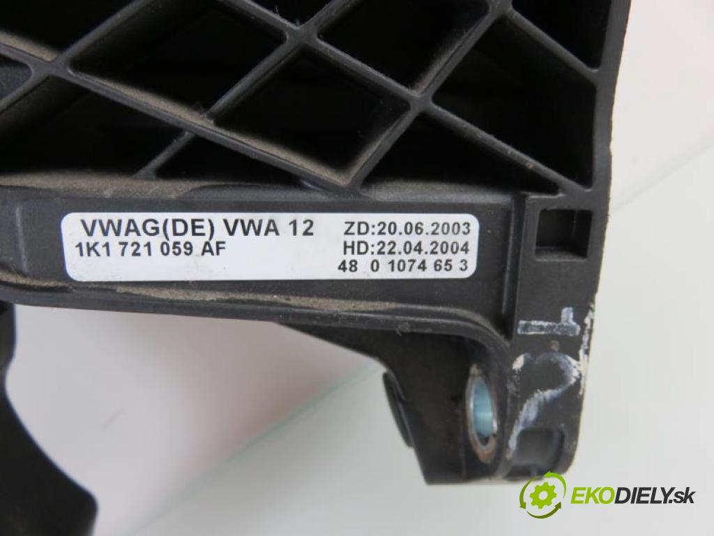 SEAT ALTEA (5P1) 2.0 TDI 16V CFHC, BKD manual 6 - stupňová 103 kW 140 km  PEDAL spojky 1K1721059AF (Pedále)