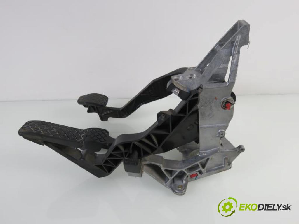 AUDI A6 C5 (4B2) PEDAL spojky PEDAL brzdy PEDAL plynového pedálu obal