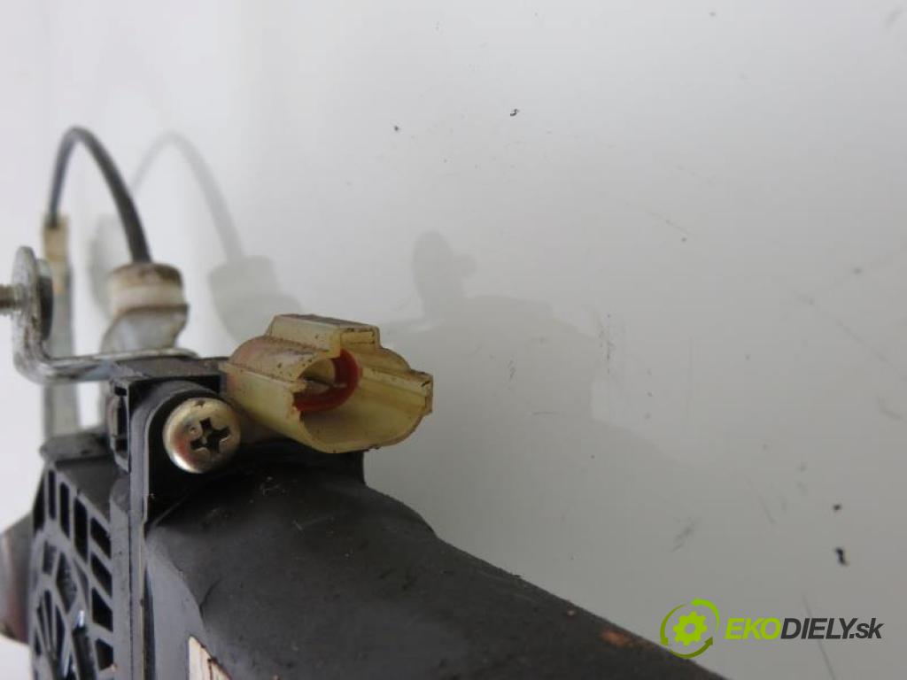 HYUNDAI TERRACAN 2.9 CRDI 4WD J3 automatic 4 110 kW 150 km  mechanismus oken 82450H1000