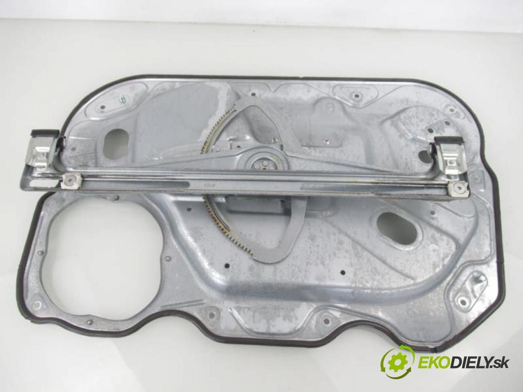 FORD FOCUS MK2 II 1.6 16V  HWDB, SHDA, HWDA manual 5 - stupňová 74 kW 100 km  Mechanizmus okien - 7M51A203A29BD/8M51A219A65AB/5WK11582G (Mechanizmy sťahovania okna)