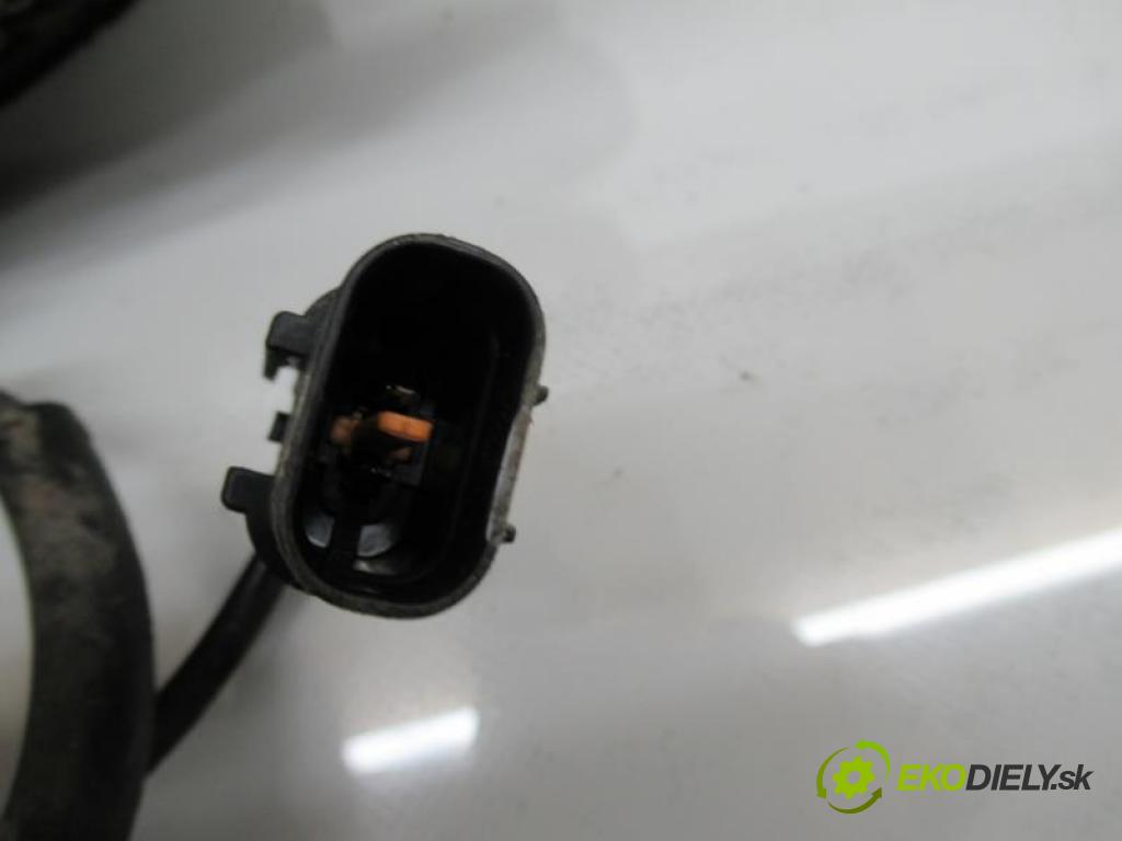 HYUNDAI TERRACAN 2.9 CRDI 4WD J3 automatic 4 110 kW 150 km  náboj PP - ABS  (Náboje)