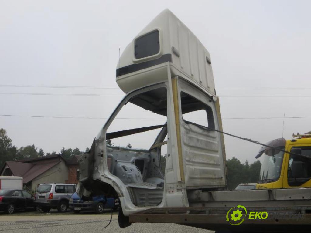 RENAULT MASTER II 2.5 DCI G9U 650 manual 6 - stupňová 88 kW 120 km  kabina