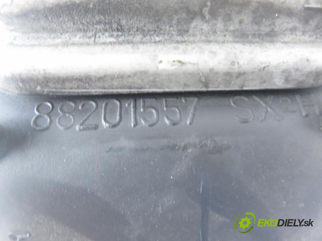 FIAT MAREA 1.9 JTD 110 186 A6.000 manual 5 - stupňová 81 kW 110 km  Svetlo LP 88201557 (Svetlá predné)