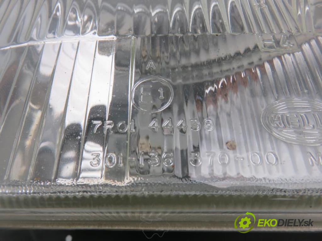 VW TRANSPORTER T4 2.4 D AAB manual 5 - stupňová 57 kW 78 km  Svetlo PP 11735700 (Svetlá predné)