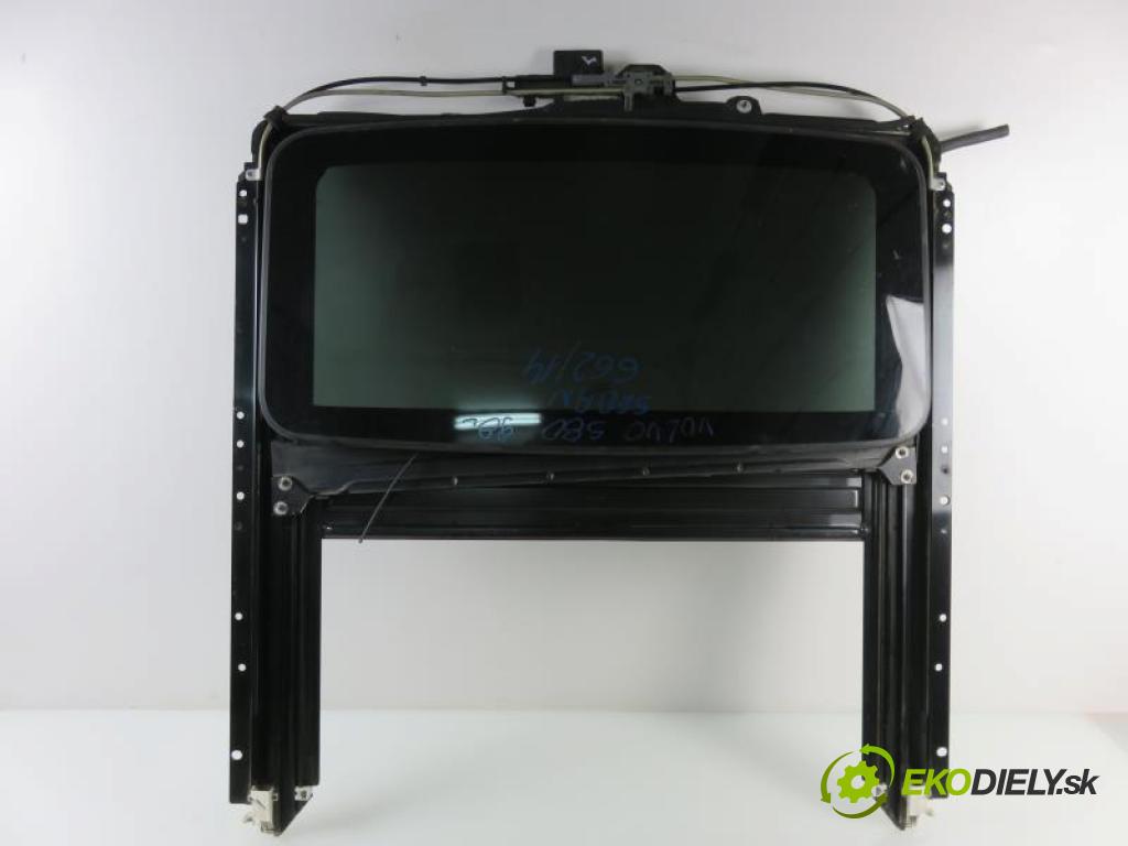 VOLVO S80 I 2.0 T B 5204 T3 automatic 6 - stupňová 166 kW 226 km  strešné okno 44249563/404451 (Sklá strešné)