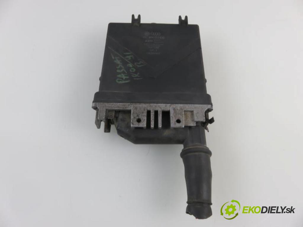 VW PASSAT B3   2.0 ADY, AGG, 2E, ABA manual 5 - stupňová 85 kW 115 km  řídící jednotka motora 037906022CG/5WP4018