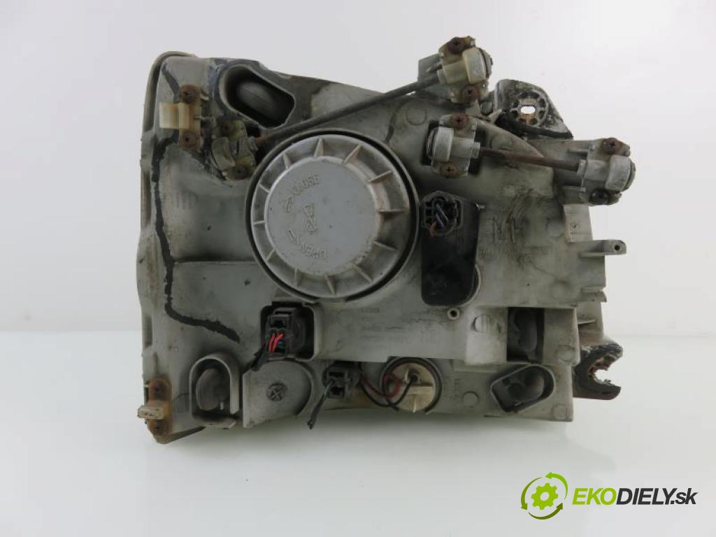 KIA K2700 2.7 D J2 manual 5 - stupňová 59 kW 80 km  Svetlo LP  (Svetlá predné)