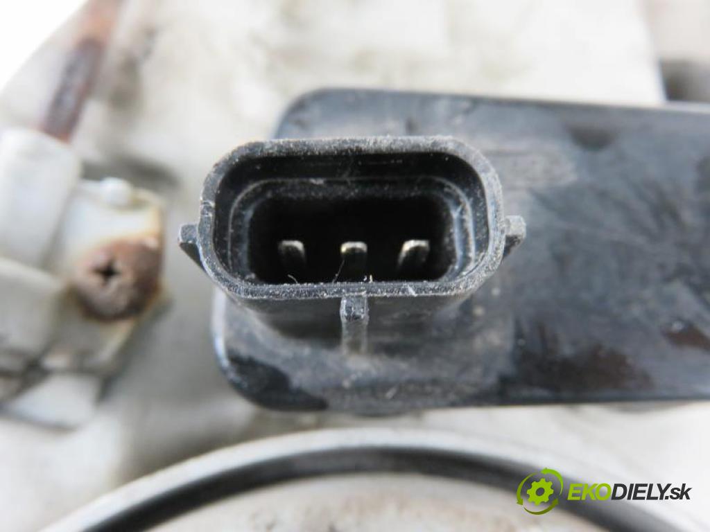 KIA K2700 2.7 D J2 manual 5 - stupňová 59 kW 80 km  Svetlo LP  (Svetlá predné)