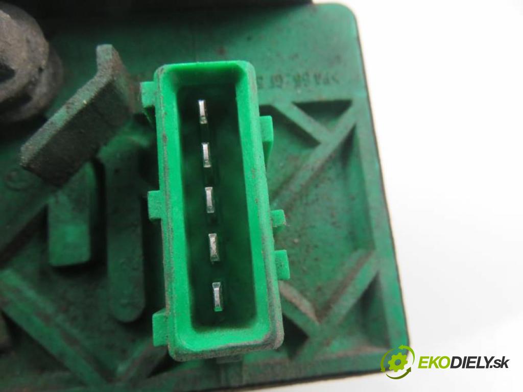 PEUGEOT 406 konektor 5 I 2 Káble