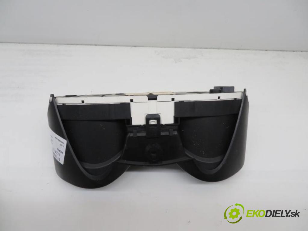 FORD FIESTA MK7 VII 1.25 16V SNJB, SNJA manual 5 - stupňová 60 kW 82 km  prístrojovka elektrický 8A6T10849AD/8A6T10849AE (Přístrojové desky, displeje)