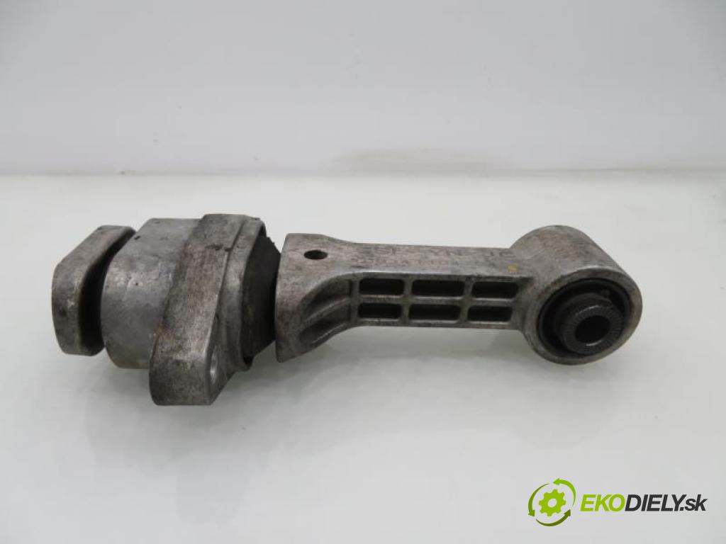 KIA VENGA 1.4 CVVT G4FA-L manual 5 - stupňová 66 kW 90 km  AirBag prevodovky  (Zavesenie motora)