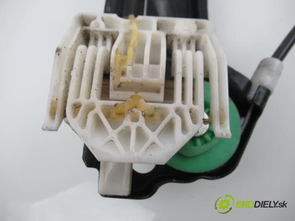 BMW 1 E87,81,82,88 118 D N47 D20 A, N47 D20 C manual 6 - stupňová 90 kW 122 km  mechanismus oken 7067795S/7138465E/6927027