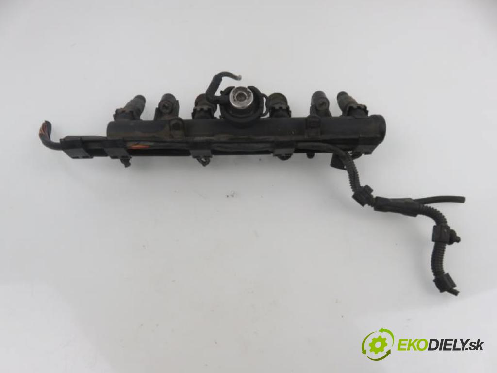 SEAT IBIZA II FL (6K) 1.4 8V  MPI AUD,AKK,ANW manual 5 - stupňová 44 kW 60 km  lišta vstřikovací 0280151071/030133319AA/0280155919 (PALIVOVÝ SYSTÉM)