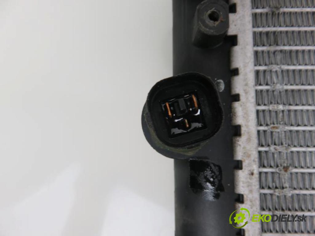 VW PASSAT B4 1.9 TDI 1Z manual 5 - stupňová 66 kW 90 km  chladič vody  (Hadice chlazení vody)