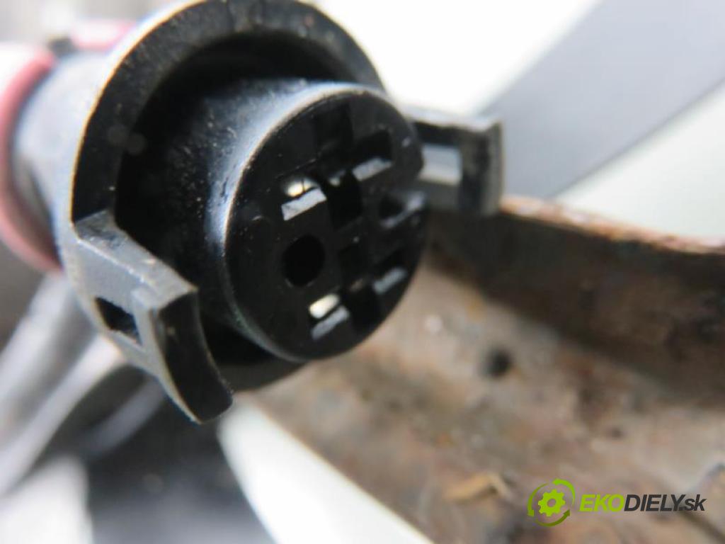 SEAT IBIZA II FL (6K) 1.4 8V  MPI AUD,AKK,ANW manual 5 - stupňová 44 kW 60 km  Ventilátor chladič klíma/voda  (Ventilátory)