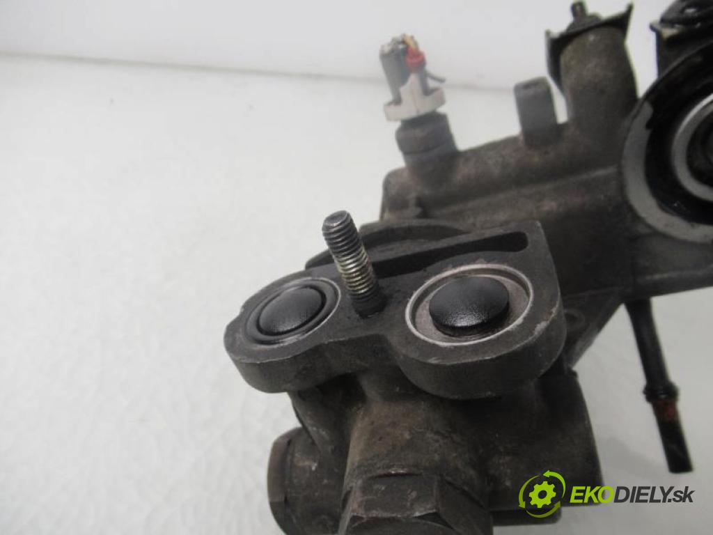 RENAULT LAGUNA I LIFTBACK 1999 2,20 Filtry oleju 2188,00 Obal filtra oleja 7700866443 (Obaly filtrov oleja)