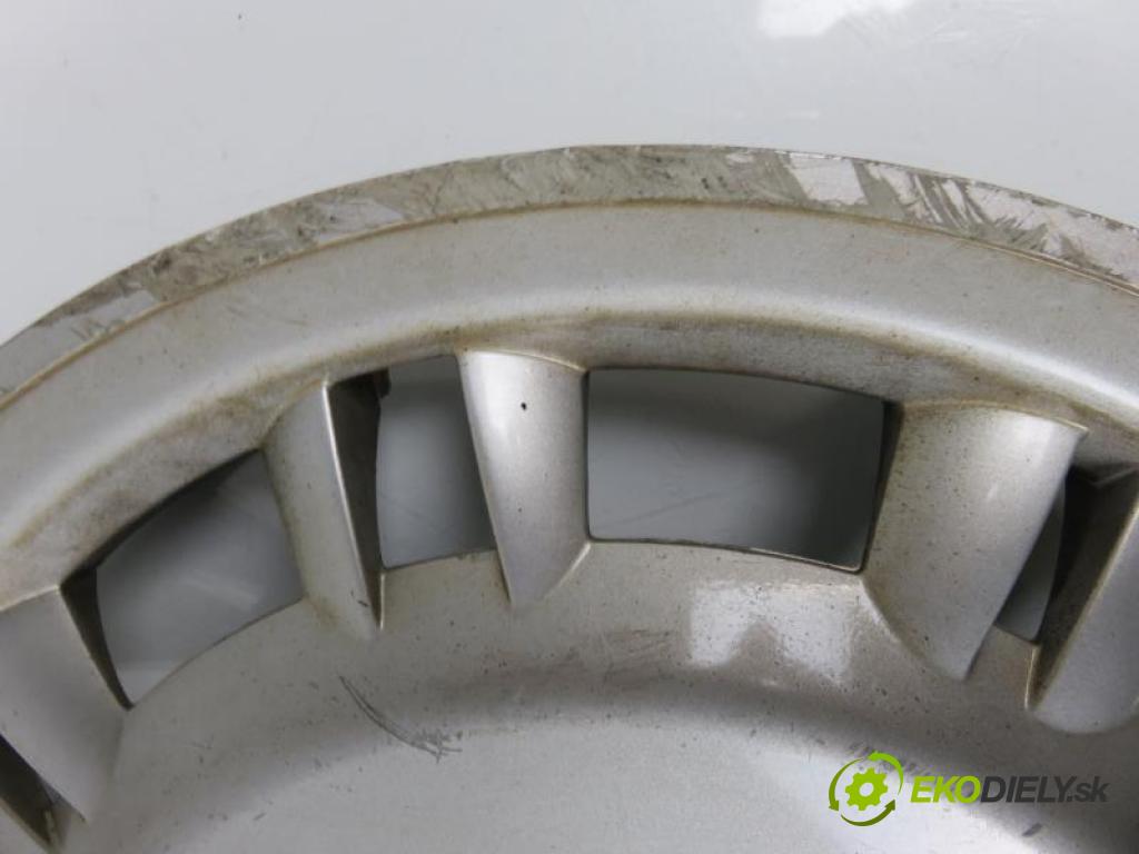 VW TRANSPORTER T4 2.5 ACU, AEU, AAF, AEN manual 5 stupňová 81 kW 110 km  puklica 701601147A (Puklice)